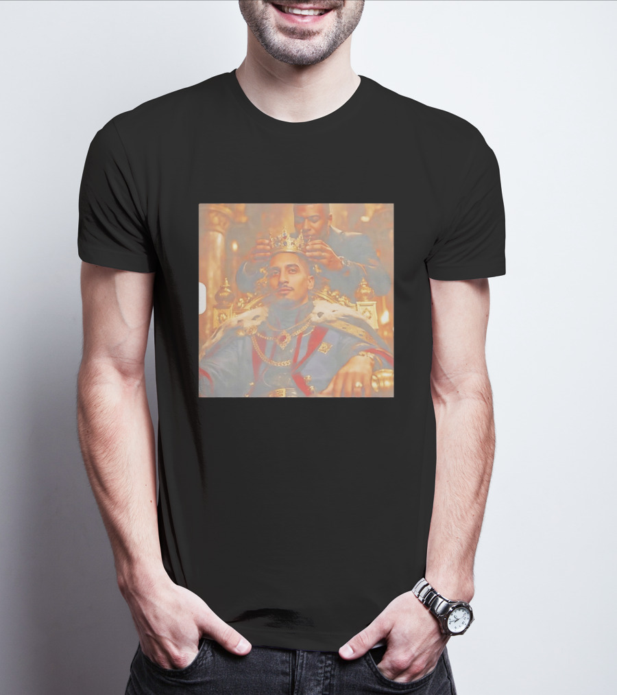 Raphinha Barcelona King Crowned Monarch Regal Throne Scene T-Shirt