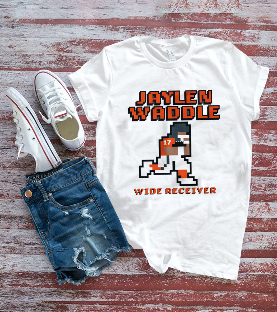 Jaylen Waddle Wide Receiver Pixel T-Shirt
