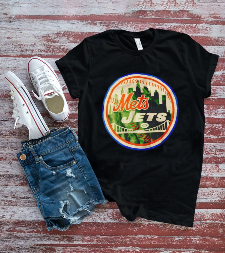 New York Mets Jets Football Baseball Crossover Skyline Bridge T-Shirt