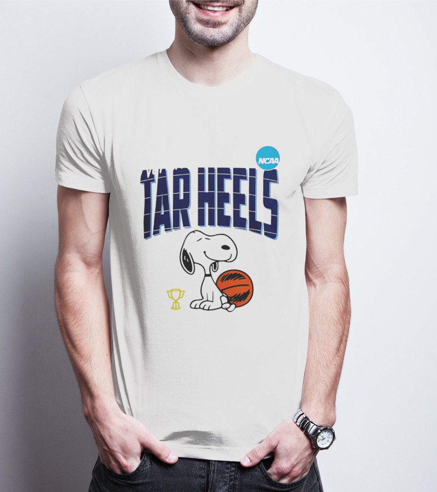 North Carolina Tar Heels Snoopy Basketball NCAA March Madness 2026 T-Shirt