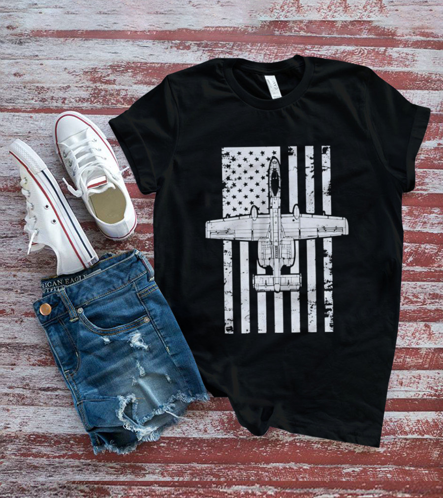 A 10 Warthog American Flag Distressed T-Shirt