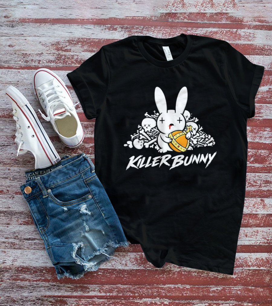 Killer Bunny Cuddly Rabbit With Sword Amidst Bones T-Shirt
