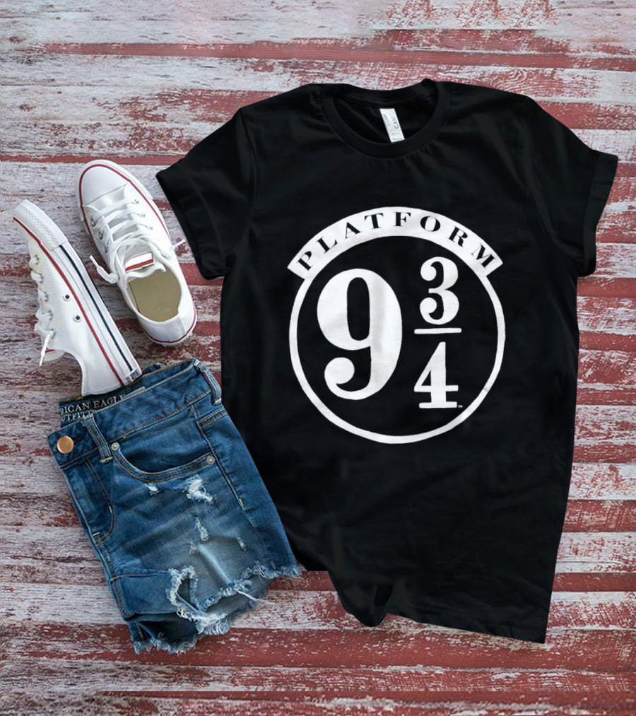 Platform Nine And Three Quarters 9 3/4 Magic Train Station Sign T-Shirt