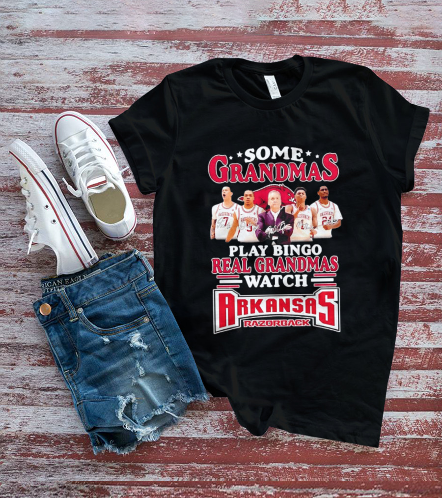 Some Grandmas Play Bingo Real Grandmas Arkansas Razorbacks Razorback T-Shirt