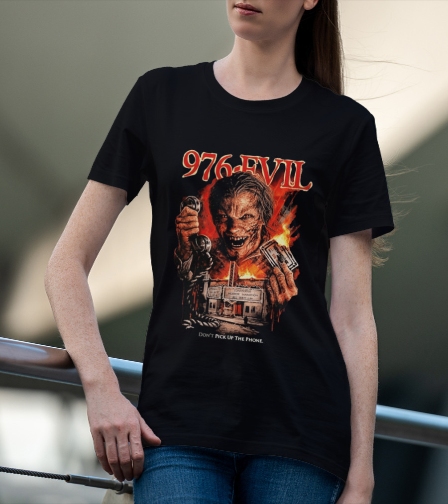 976 Evil Horror Marathon Phone Warning T-Shirt