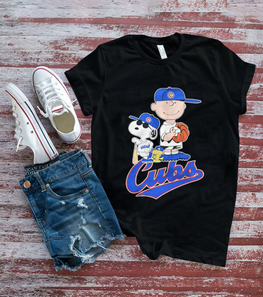 Peanuts Snoopy Woodstock Charlie Brown Chicago Cubs Baseball MLB 2026 T-Shirt