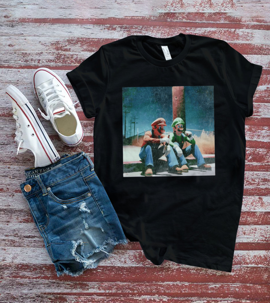 Super Mario Bros Mario And Luigi Relaxing And Drinking Scene T-Shirt