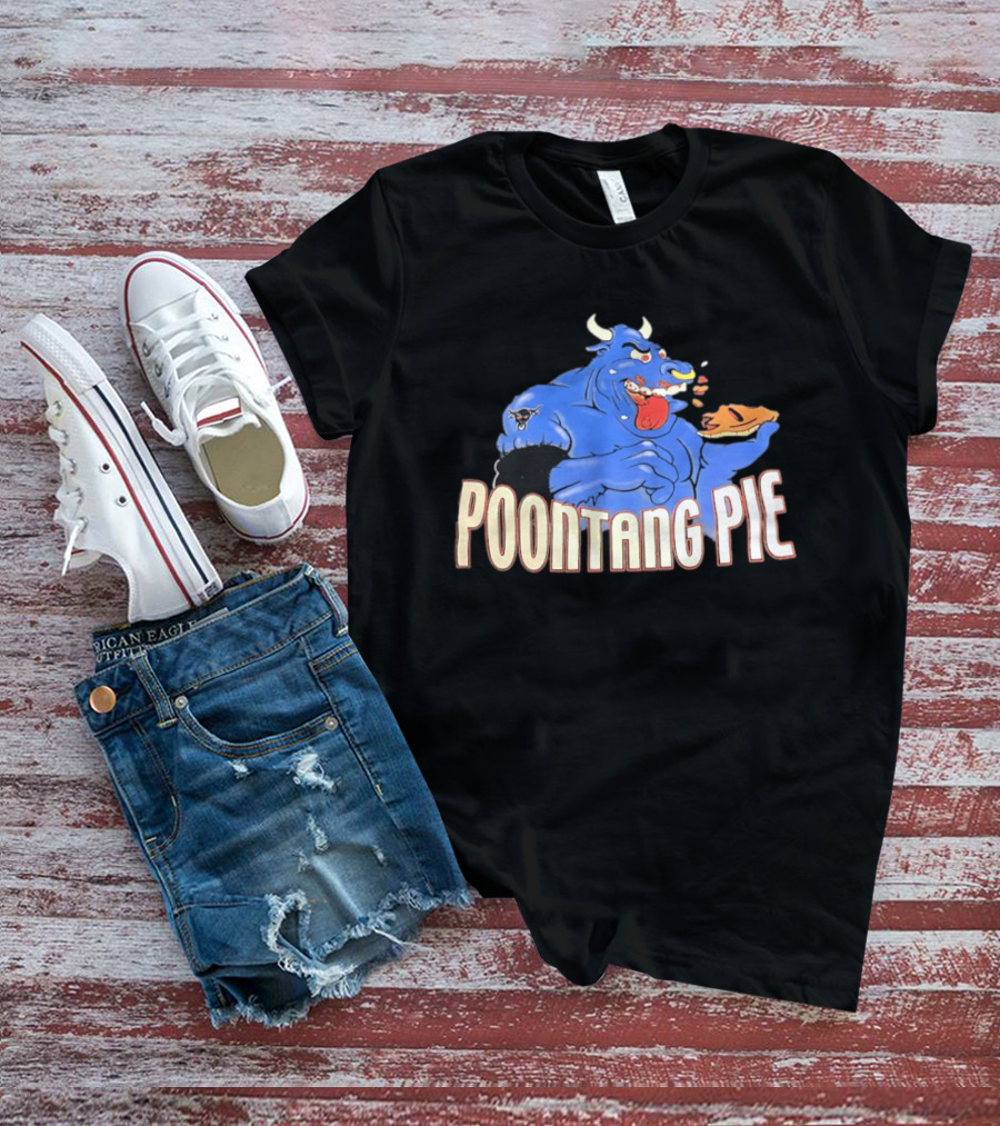 Poontang Pie Bull Eating Slice With Small Wrestler Tattoo T-Shirt