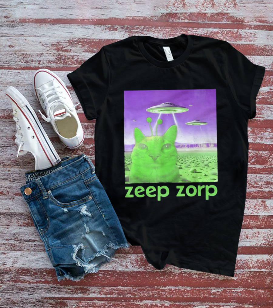 Zeep Zorp Green Cat Alien With UFOs In Space Desert Scenery T-Shirt