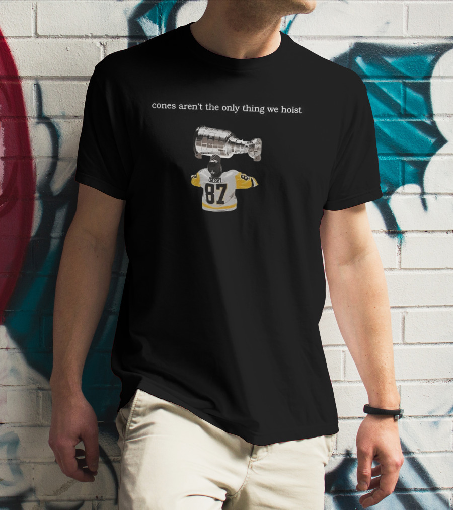 Pittsburgh Penguins Stanley Cup Hoist 87 Crosby Victory T-Shirt
