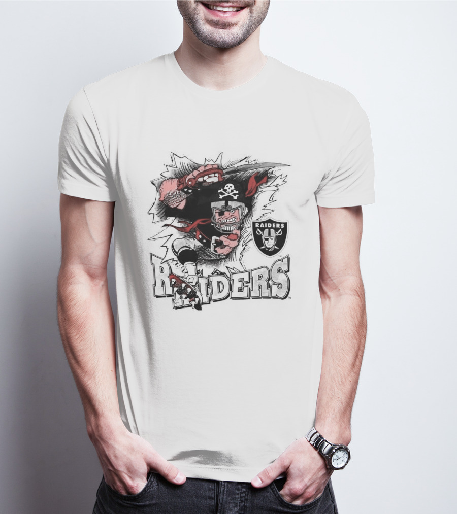 Las Vegas Raiders 1993 Football Skull Pirate Raider T-Shirt