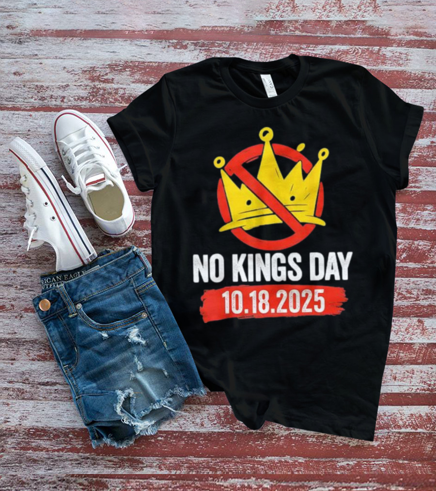 No Kings Day 10.18.2025 Crown Symbol T-Shirt