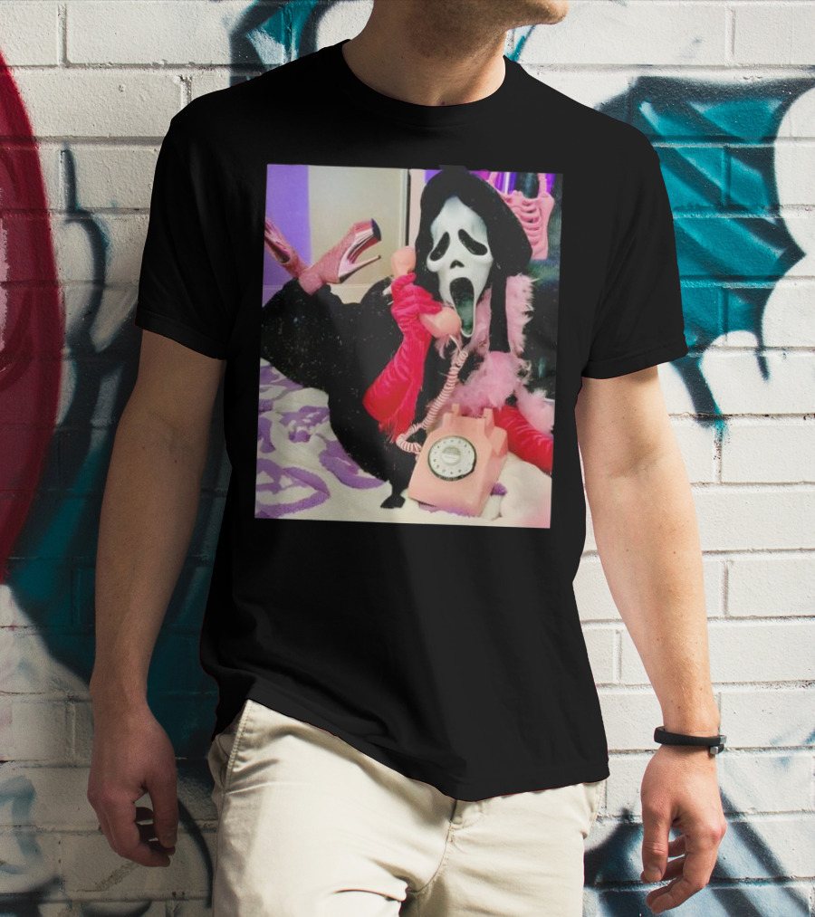 Scream Ghostface Halloween Pink Vintage Telephone Retro Style T-Shirt