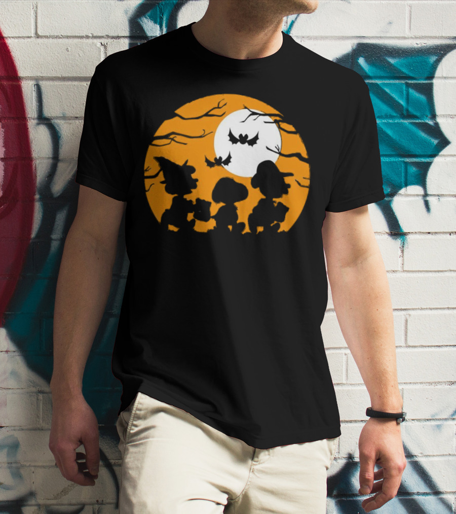 Great Pumpkin Charlie Brown Peanuts Trick Or Treat Halloween Moon Bat Silhouettes T-Shirt