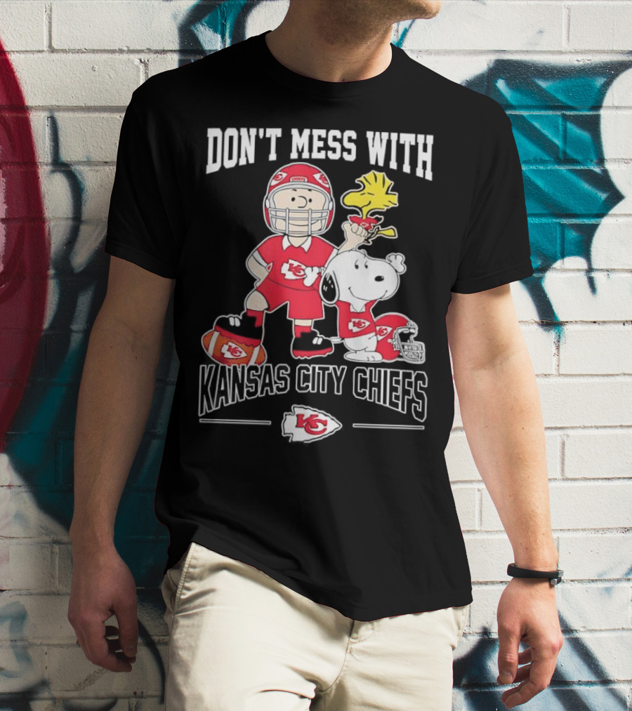Don’t Mess With Kansas City Chiefs And Peanuts Characters Collaboration T-Shirt