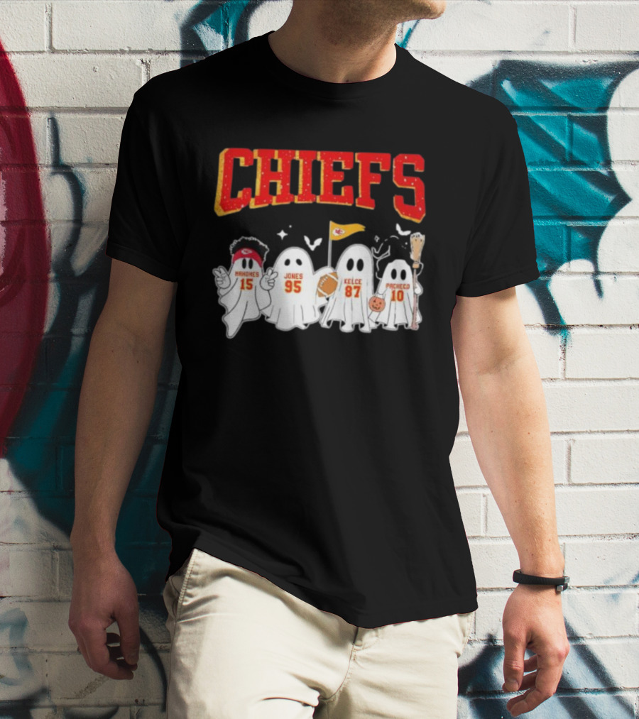 Kansas City Chiefs Halloween Mahomes Jones Kelce Pacheco Ghosts T-Shirt