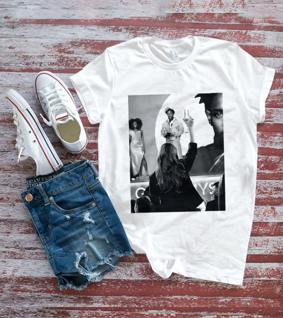 Taylor Celebrates Kendrick Lamar Grammy Win T-Shirt