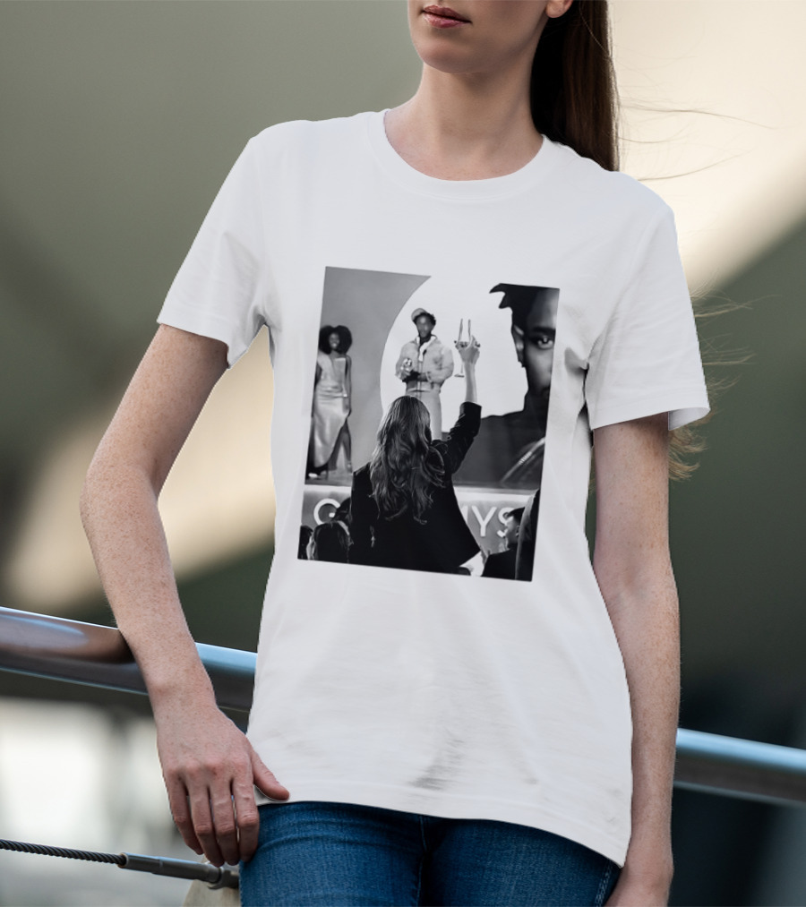 Taylor Celebrates Kendrick Lamar Grammy Win T-Shirt