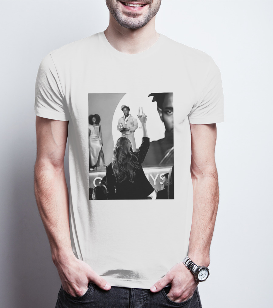 Taylor Celebrates Kendrick Lamar Grammy Win T-Shirt