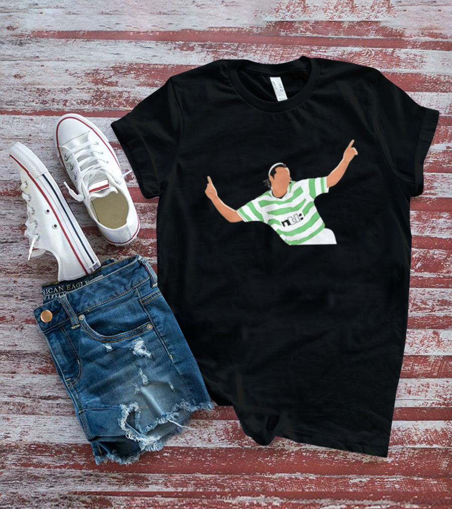 Henrik Larsson Celebrating In Celtic FC Hoops With Ntl Sponsorship T-Shirt