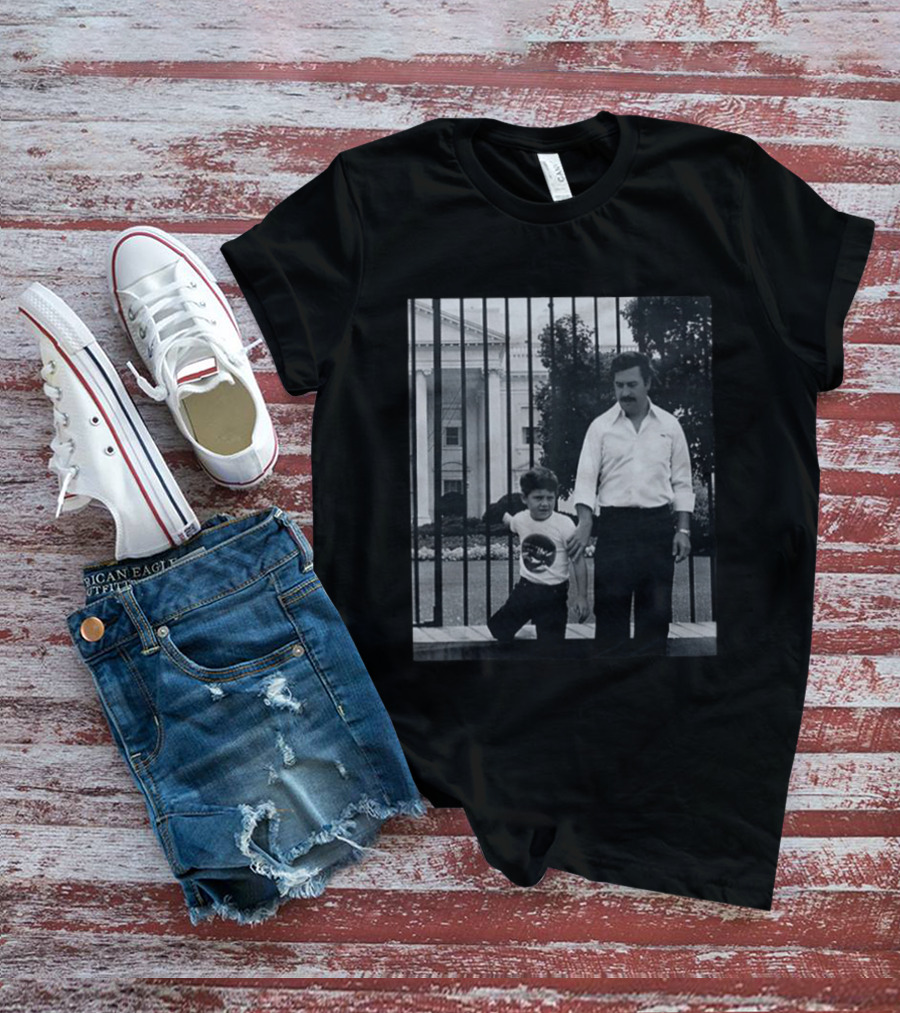 Acwt In Plain Sight White House Visit Snapshot T-Shirt