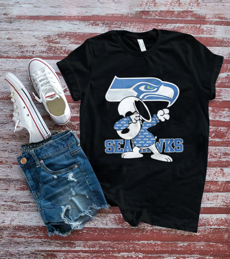 Seattle Seahawks Snoopy Peanuts NFL Team Collaboration T-Shirt