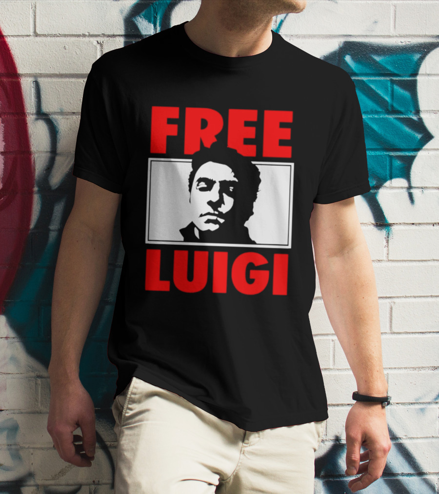 Free Luigi Mangione Shot Face Red T-Shirt