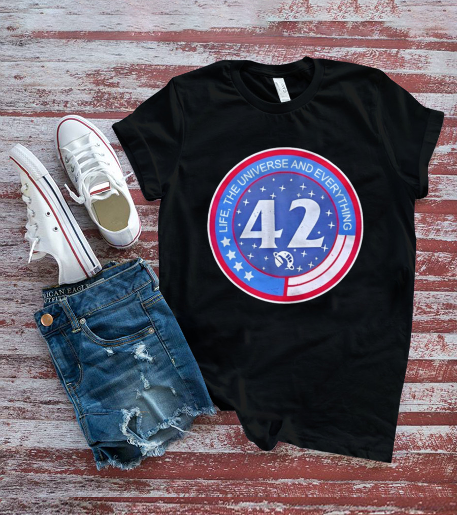 Life The Universe And Everything 42 Hitchhiker's Guide To The Galaxy T-Shirt