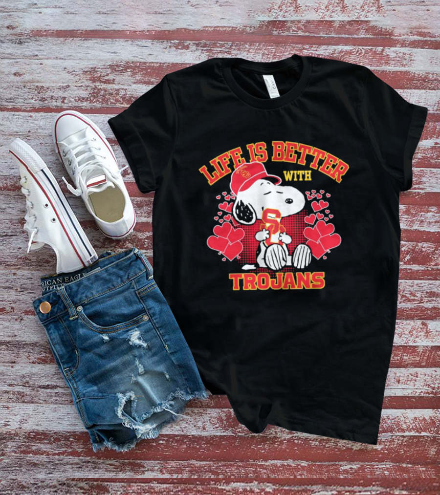 USC Trojans Snoopy Love Life Is Better With Trojans T-Shirt