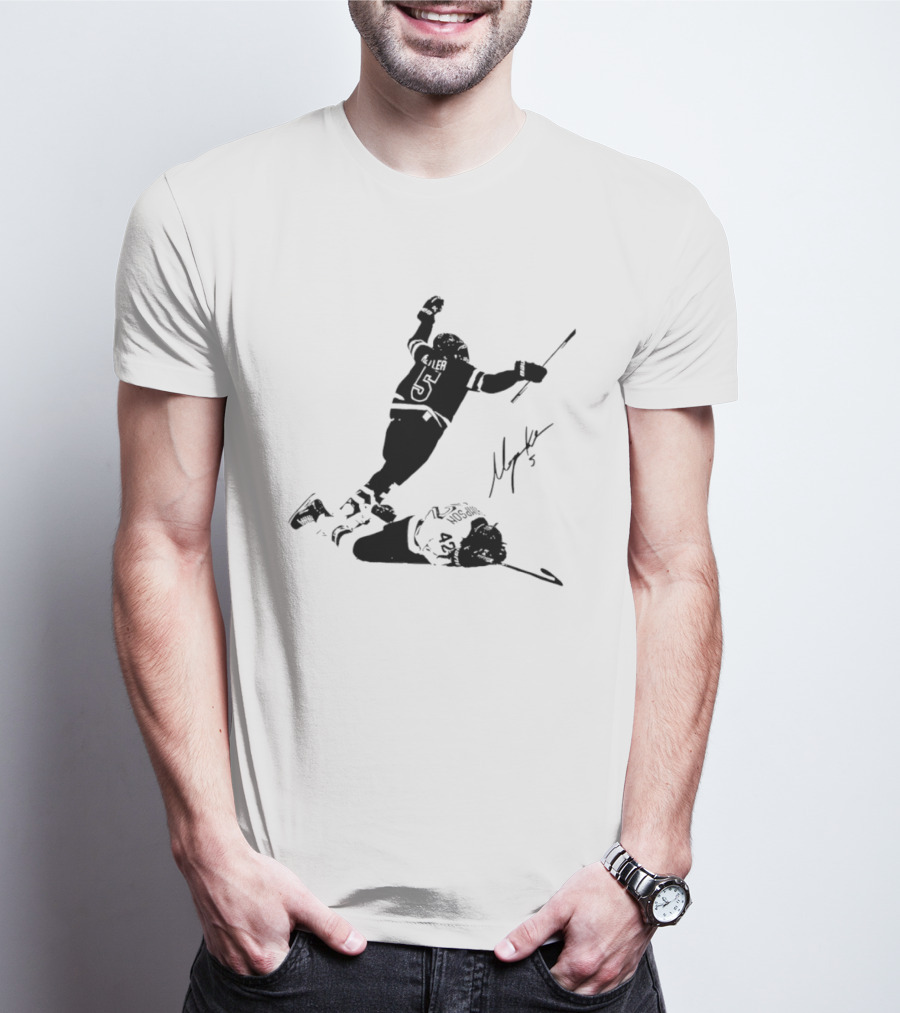 Hilary Knight USA Hockey Signature Silhouette Celebration T-Shirt