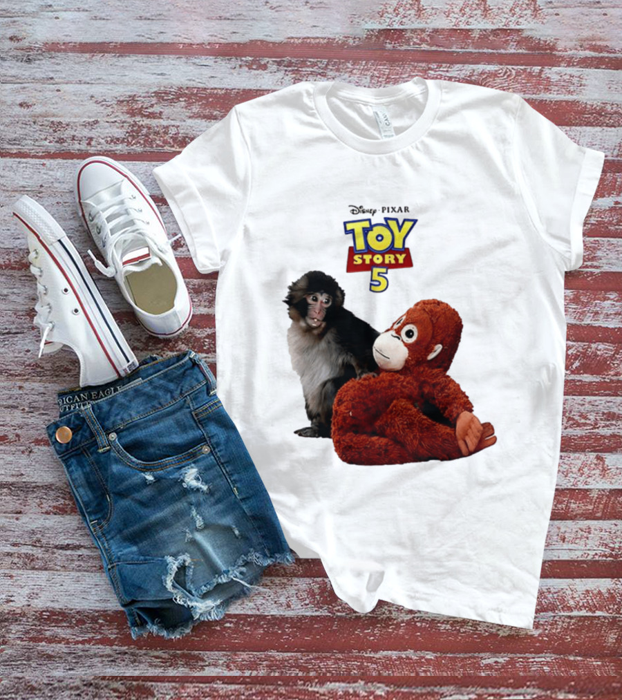 Disney Pixar Toy Story 5 Macaco Punch Stuffed Monkey T-Shirt