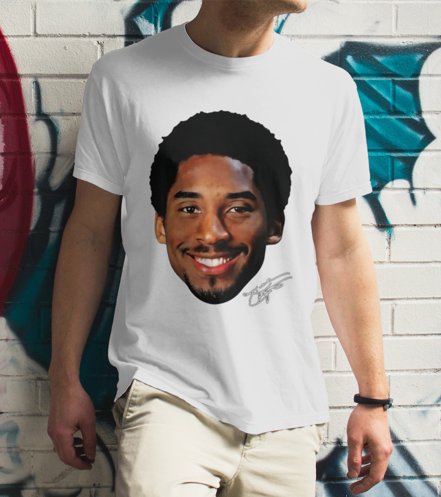 Kobe Bryant Big Face All Smiles NBA Legend T-Shirt