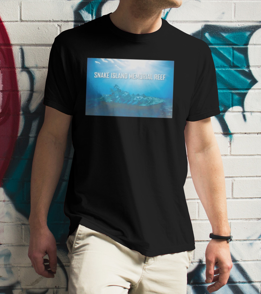 Snake Island Memorial Reef Submerged Ship Ocean Scene T-Shirt