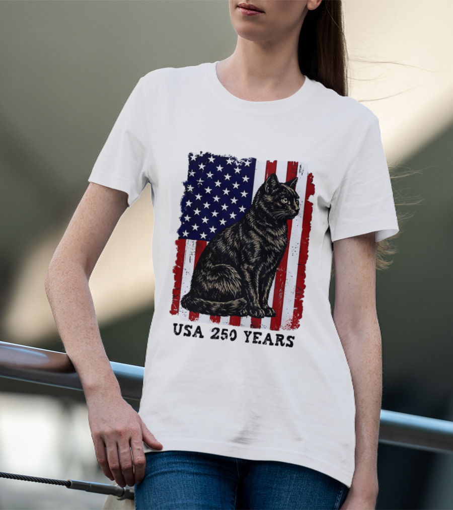 USA 250 Years Liberty Cat American Flag T-Shirt