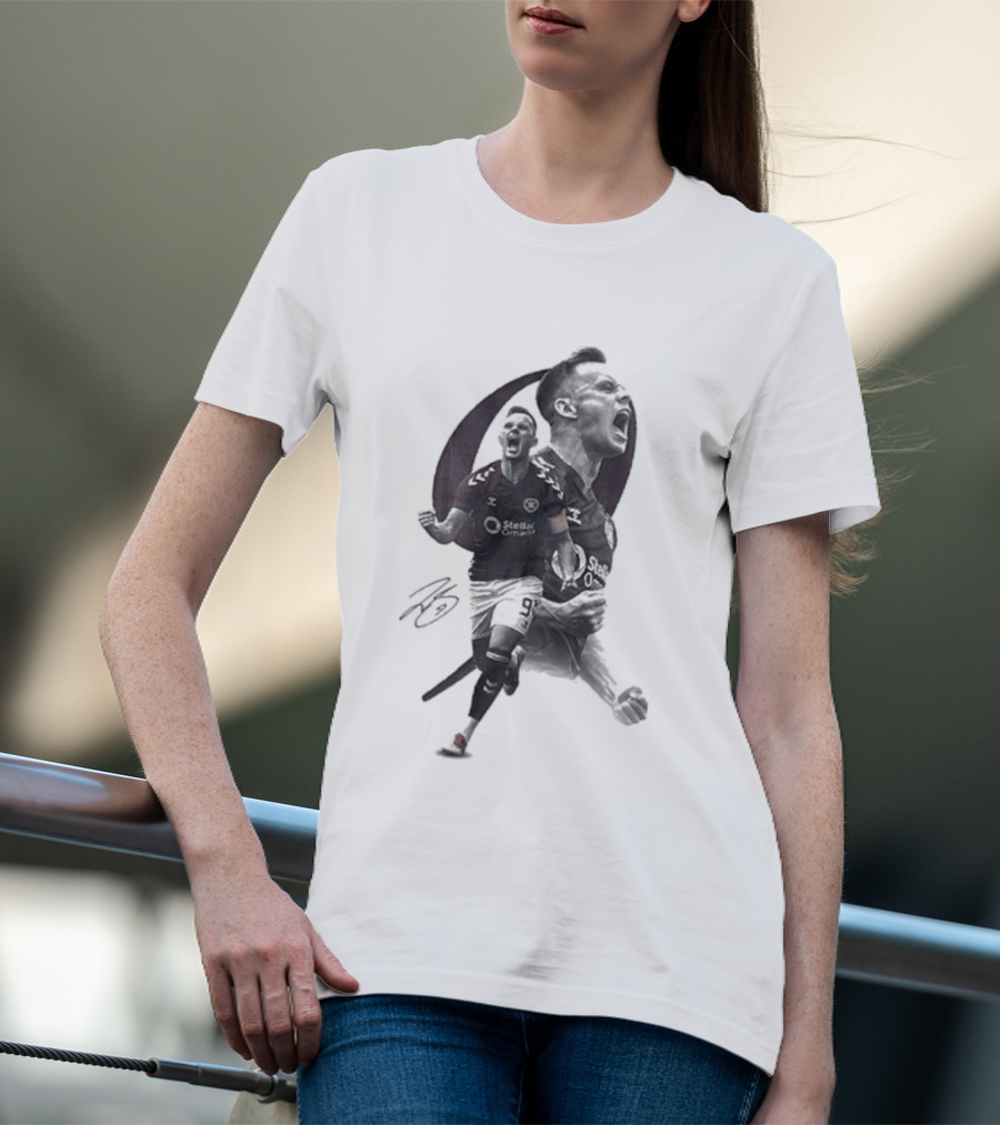 Shankland Series 1 Footballer Celebration Pose T-Shirt