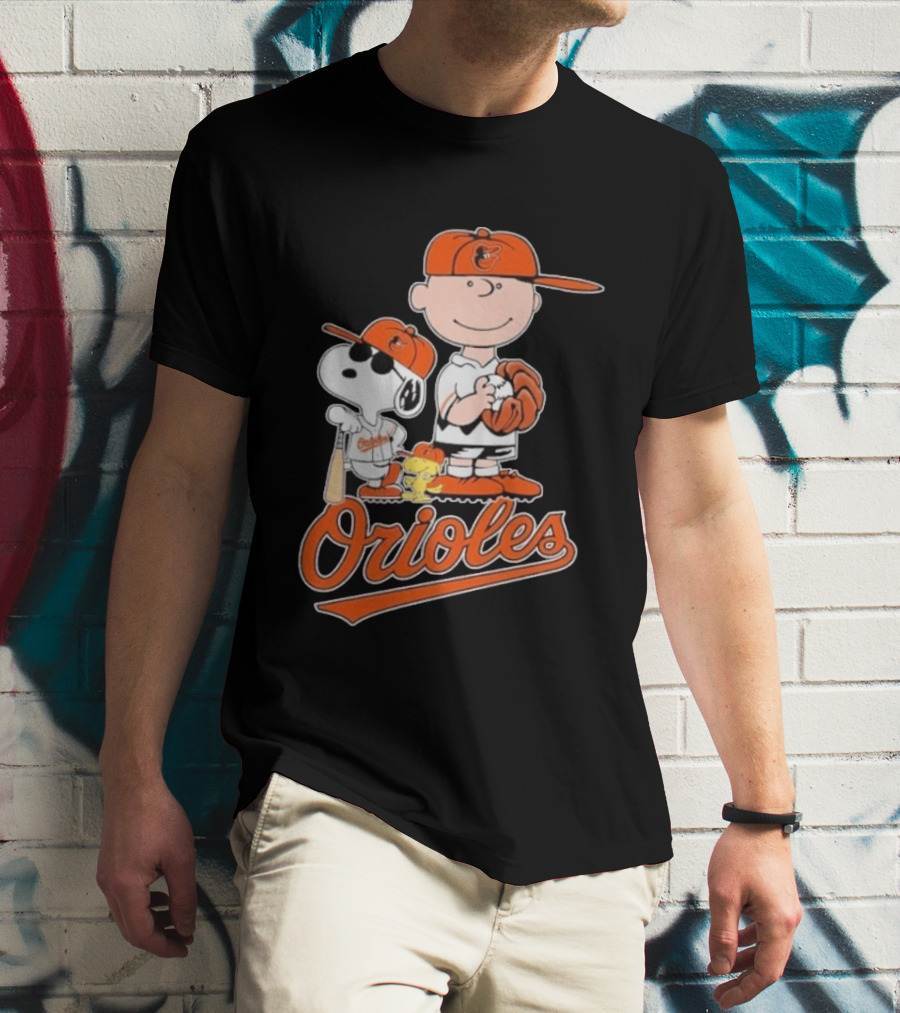 2026 Snoopy Charlie Brown Peanuts Baseball Orioles T-Shirt
