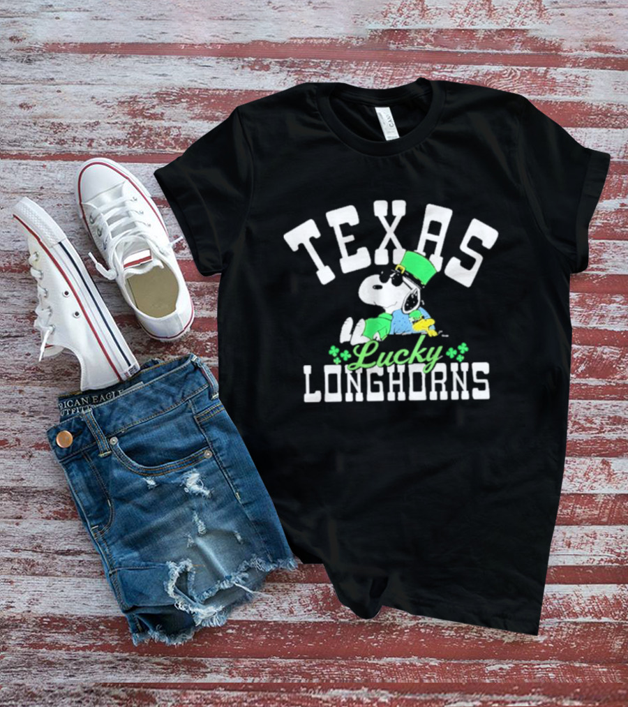 Texas Longhorns Lucky Snoopy St. Patrick's Day T-Shirt