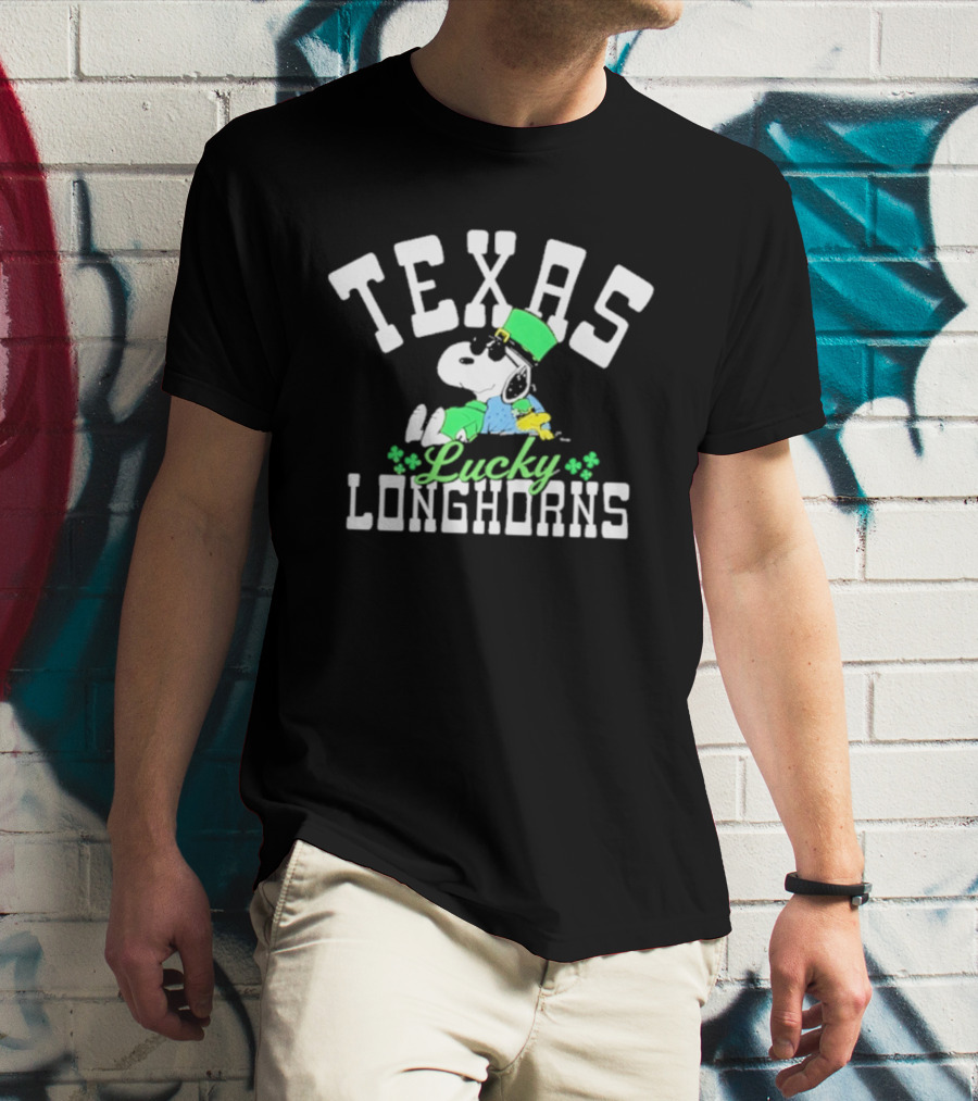 Texas Longhorns Lucky Snoopy St. Patrick's Day T-Shirt