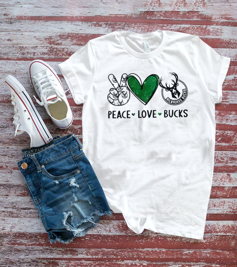 Peace Love Milwaukee Bucks NBA Basketball Team Fan T-Shirt