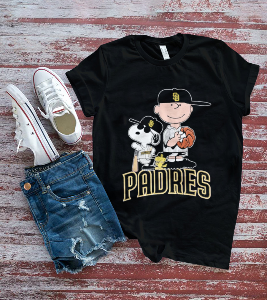 Padres Snoopy Charlie Brown Woodstock Baseball Peanuts T-Shirt