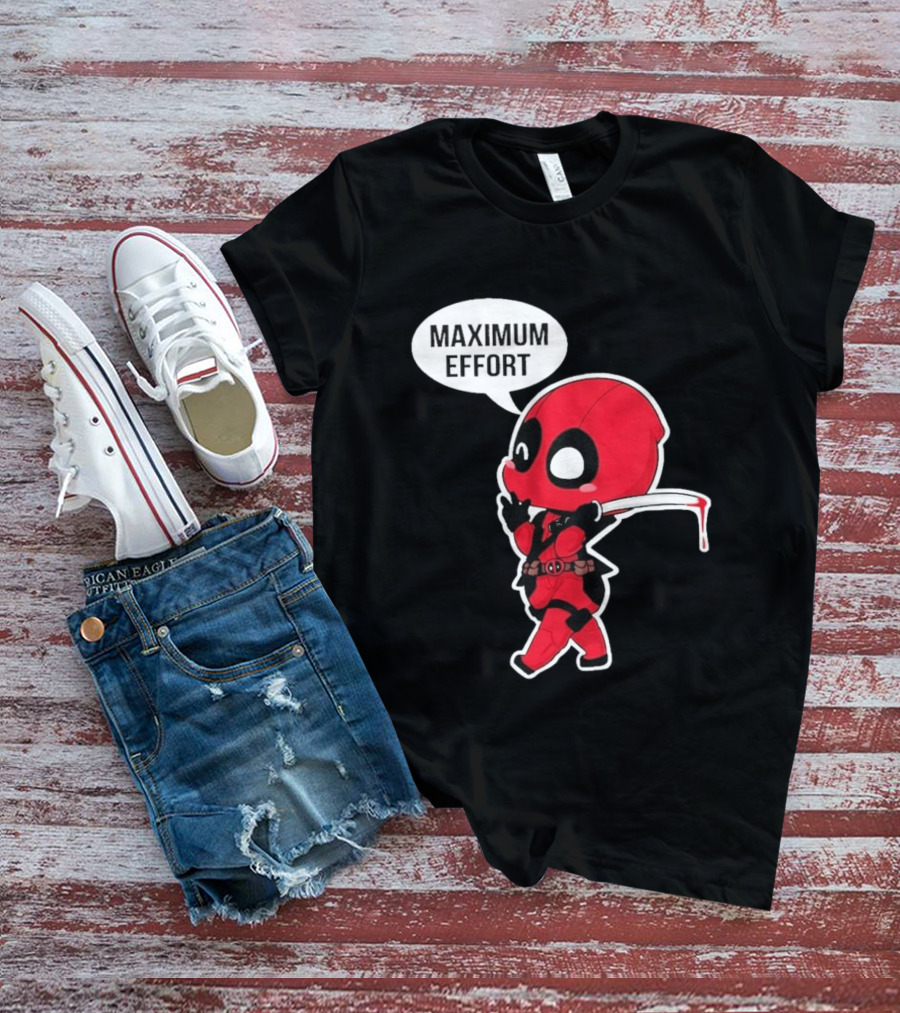 Deadpool Chibi Costume Maximum Effort Speech Bubble T-Shirt