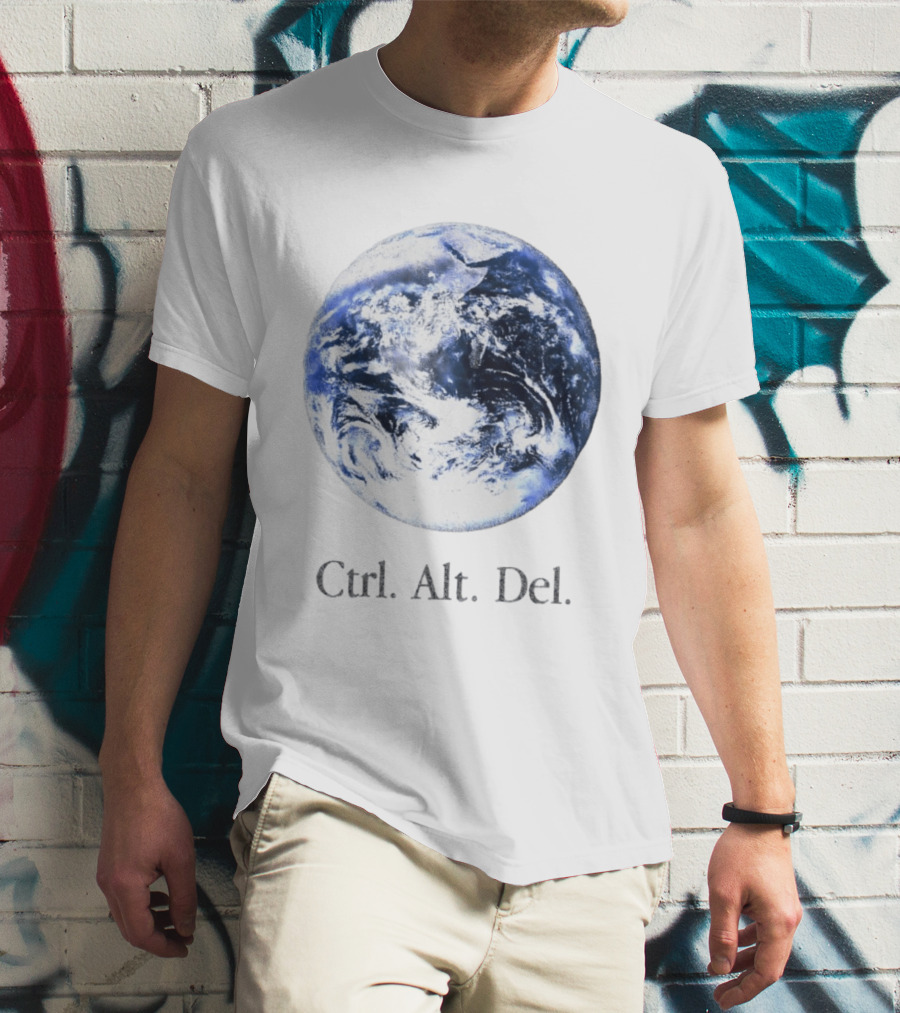 Earth Ctrl Alt Del Retro Computing Humor T-Shirt