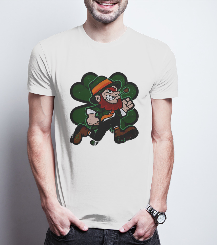 Leprechaun St. Patrick's Day Four Leaf Clover Smoking Pipe Vintage Irish T-Shirt