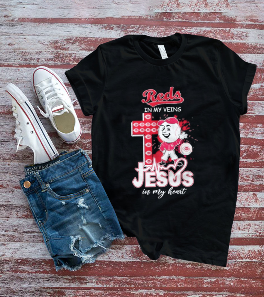 Reds In My Veins Jesus In My Heart Baseball Cross T-Shirt