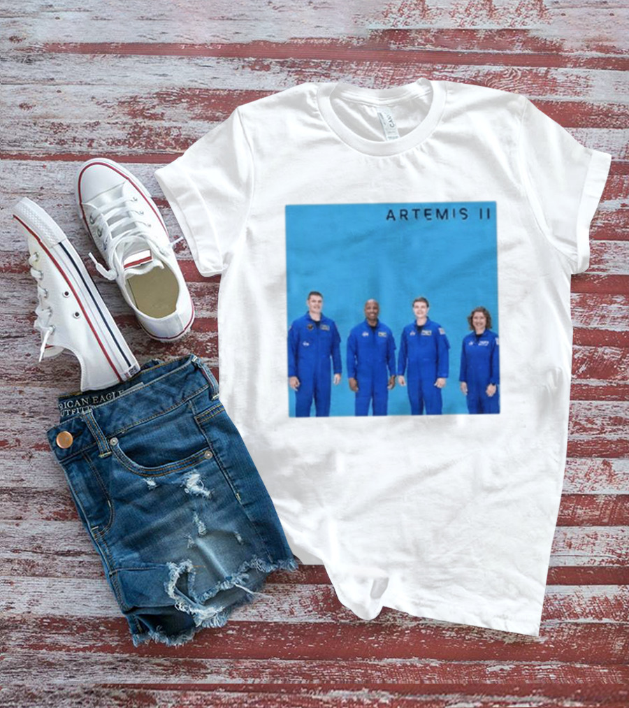 NASA Artemis II Crew Astronauts In Blue Flight Suits Mission Patch T-Shirt
