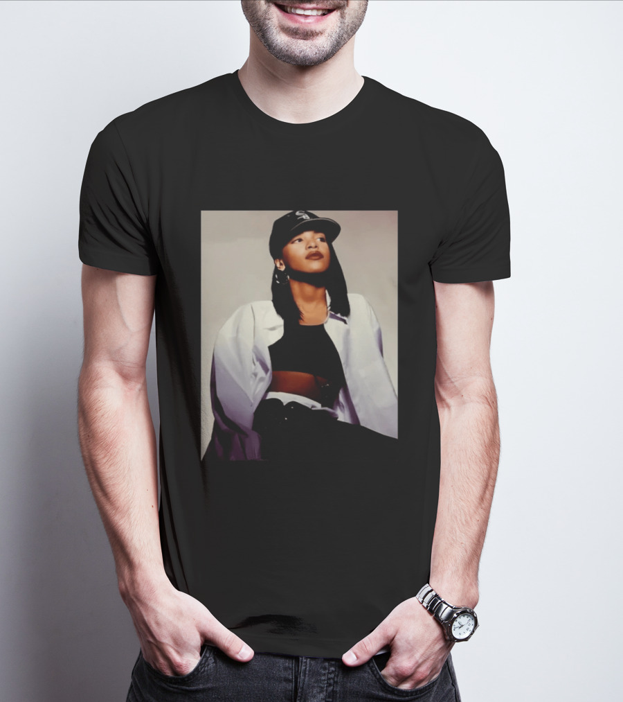Sacai Aaliyah Black Cap White Sox T-Shirt