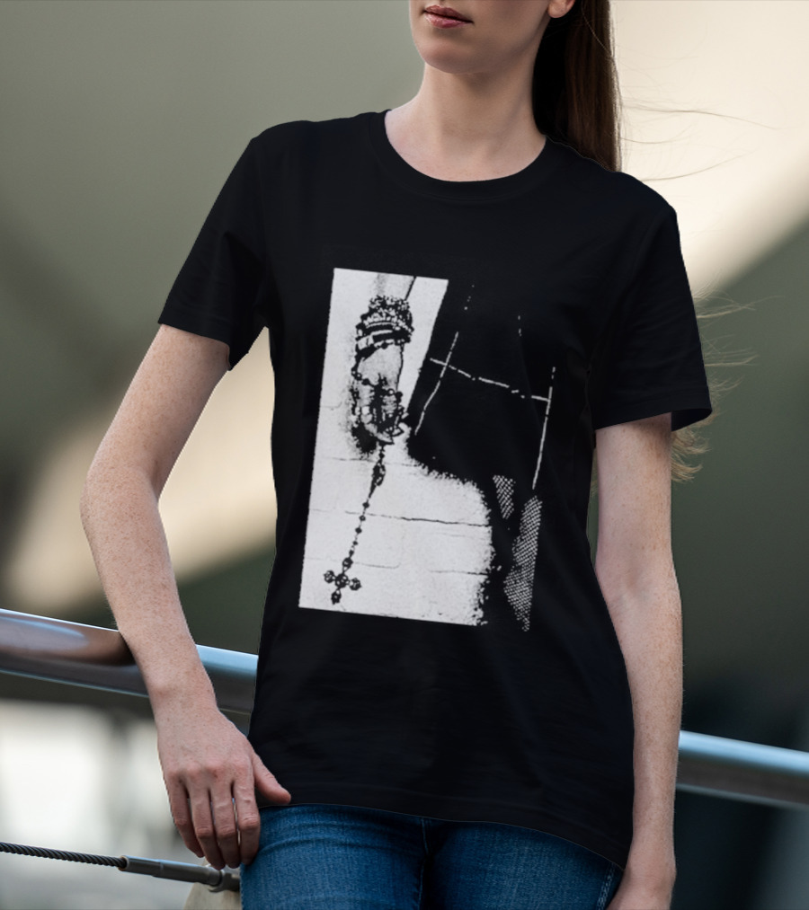 The Pretty Reckless Rosary Baphomet XScreaming T-Shirt