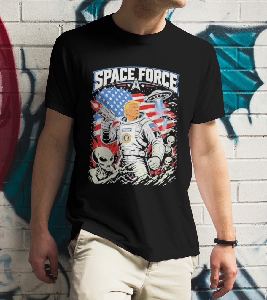 Space Force Trump Alien UFO America Flag Astronaut T-Shirt