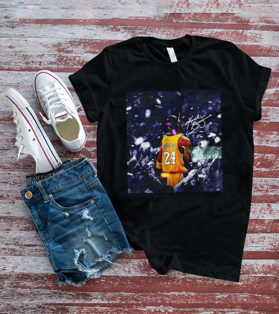 Kobe Bryant Los Angeles Lakers Number 24 Autograph Basketball Fans T-Shirt