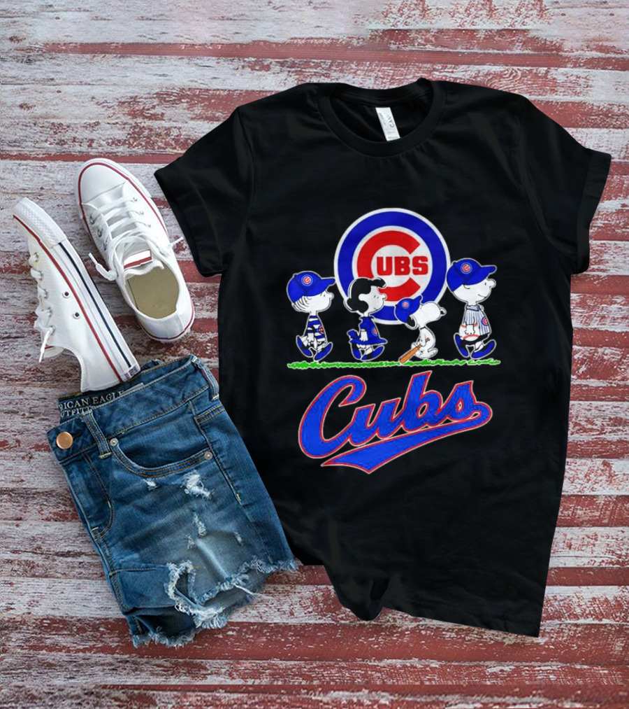 Chicago Cubs Peanuts Characters Walking 2026 T-Shirt